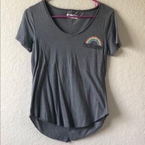 Gray Hollister tee